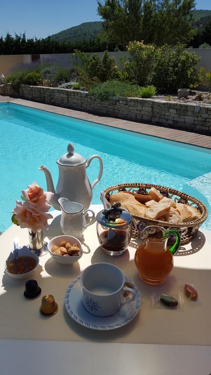 Bed and Breakfast Lamanderie En Provence Аллен Номер фото
