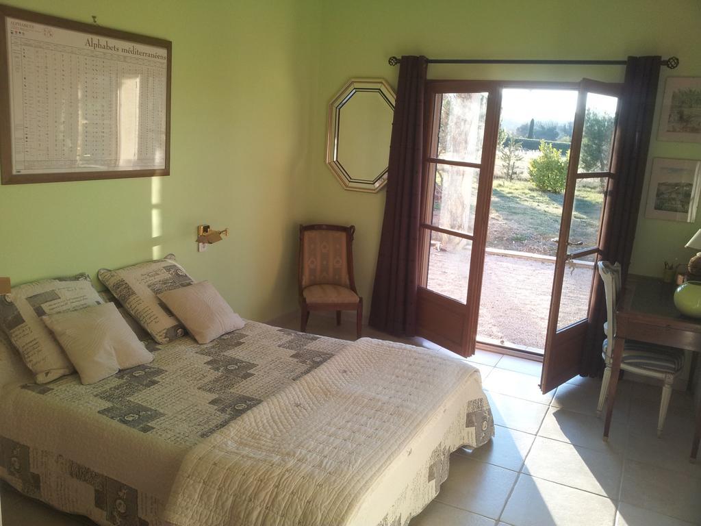 Bed and Breakfast Lamanderie En Provence Аллен Номер фото